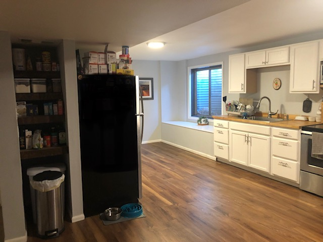 1713 Westchester Ln - Photo 2 of 14