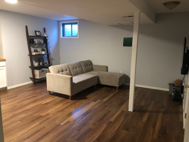 1713 Westchester Ln - Photo 3 of 14