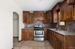 featured image of 401 N Bethel St #10