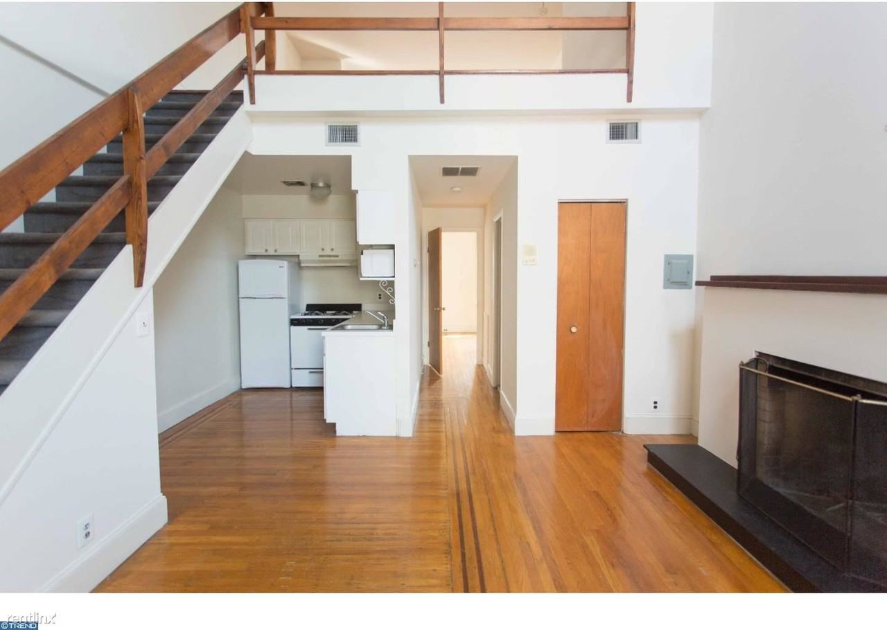 721 Spruce St - Photo 2 of 17