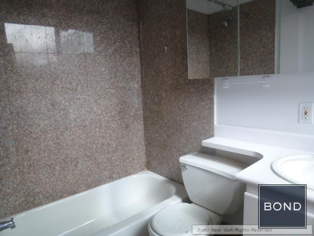 165 Mulberry St 13 - Photo 3 of 5