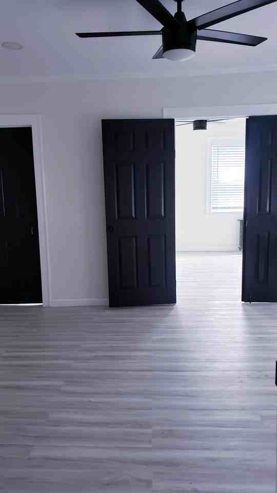 173 173 25 105th Avenue - Photo 3 of 4