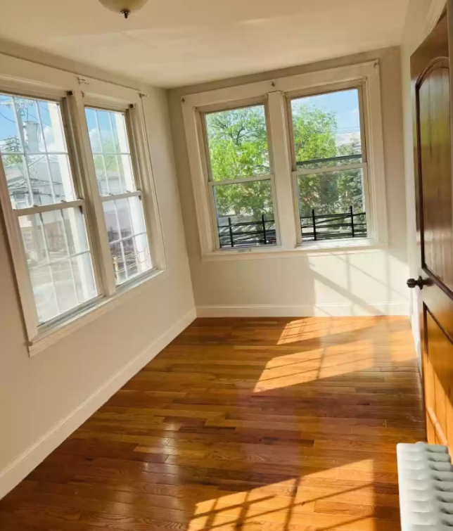 136 136 15 Whitelaw Street - Photo 3 of 8