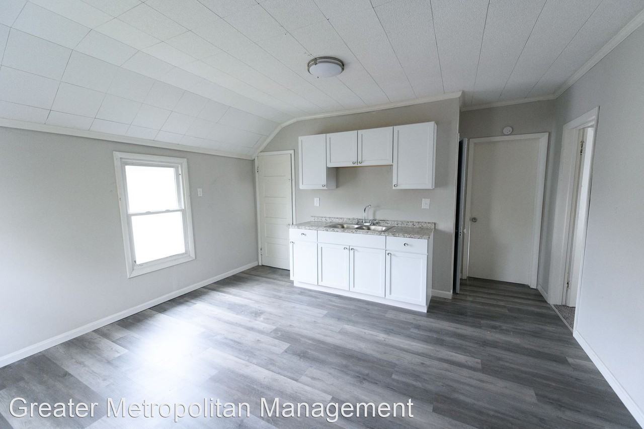 7100 Lawn Avenue - Photo 2 of 15