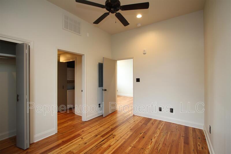 149 S Daniel Morgan Ave - Photo 2 of 7
