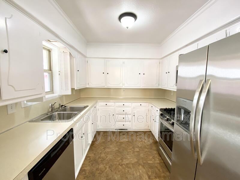 13318 Southview Ln - Photo 5 of 12