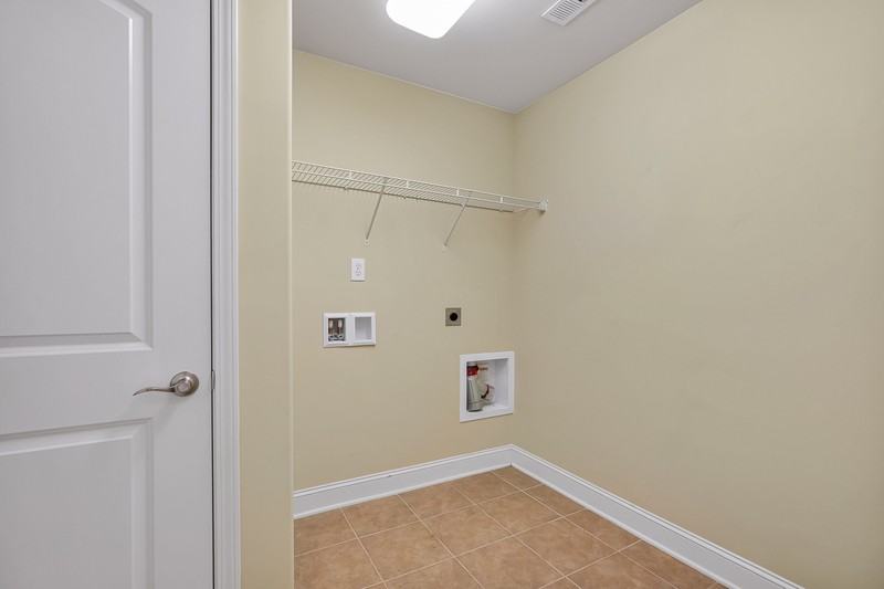 505 Tidal Ct - Photo 4 of 30