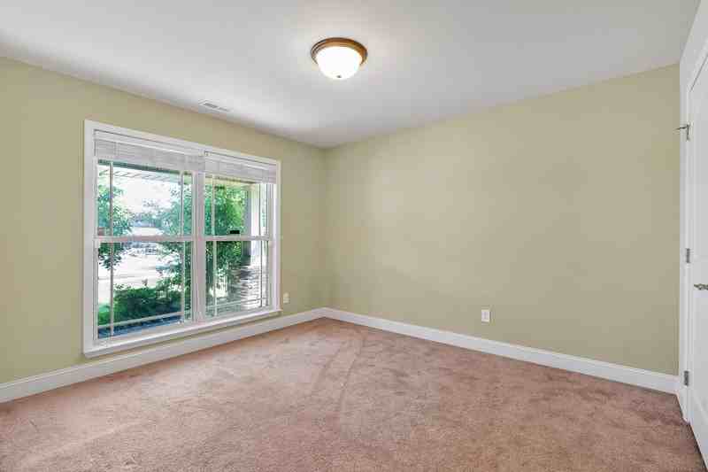 505 Tidal Ct - Photo 5 of 30