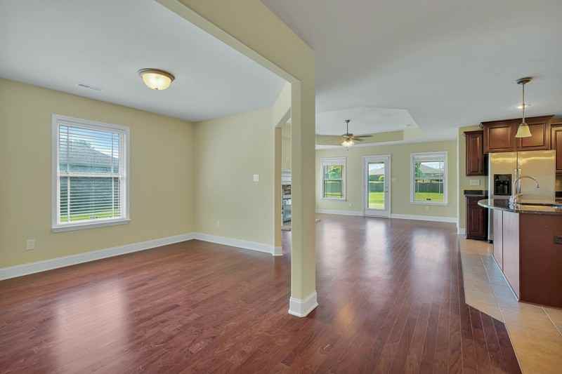 505 Tidal Ct - Photo 7 of 30