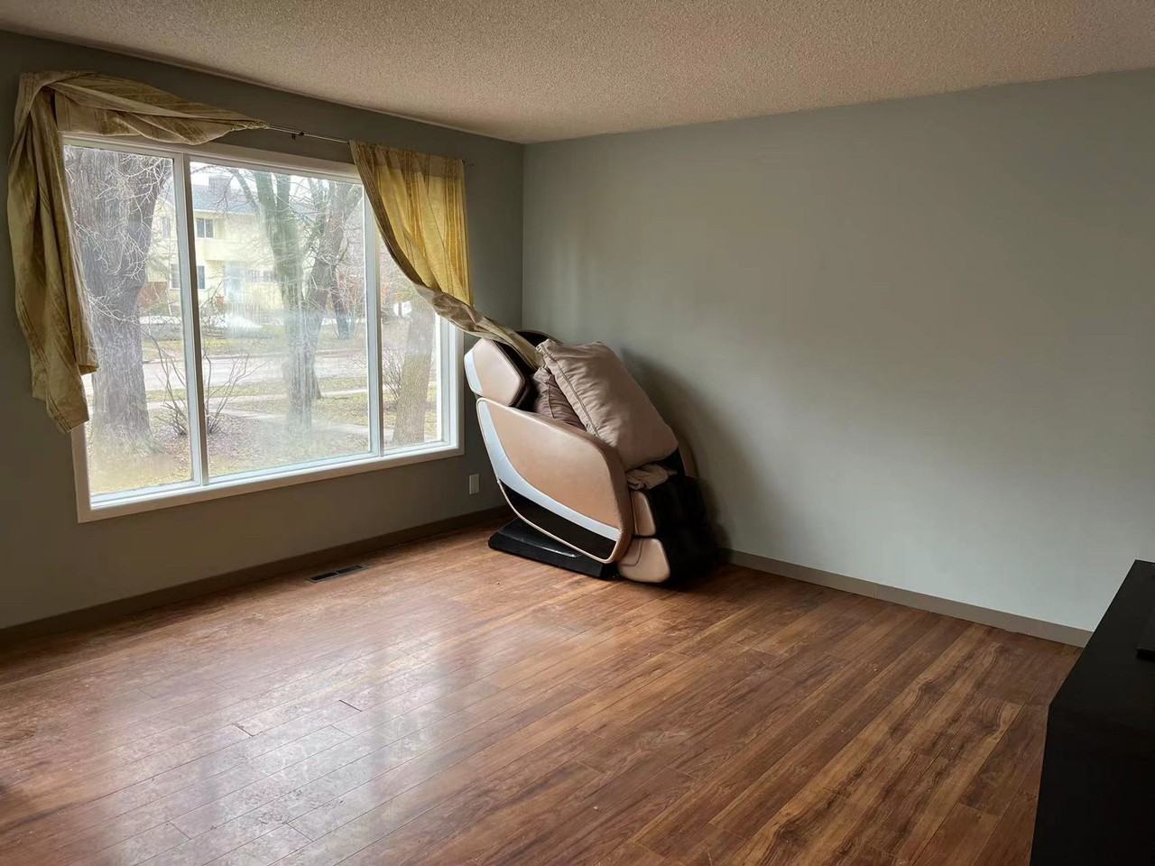 635 Pasadena Ave - Photo 2 of 7