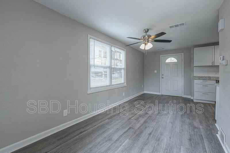 805 E Albert Ave - Photo 2 of 7