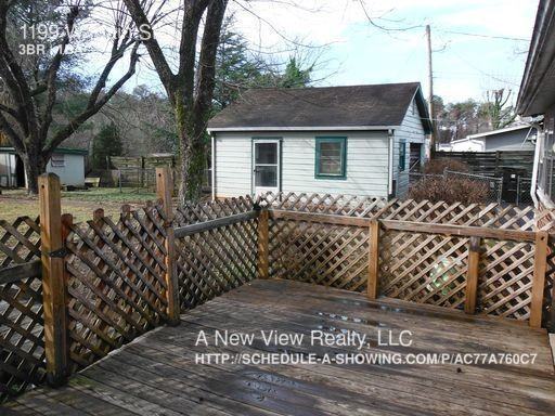 1199 W Main St - Photo 2 of 10