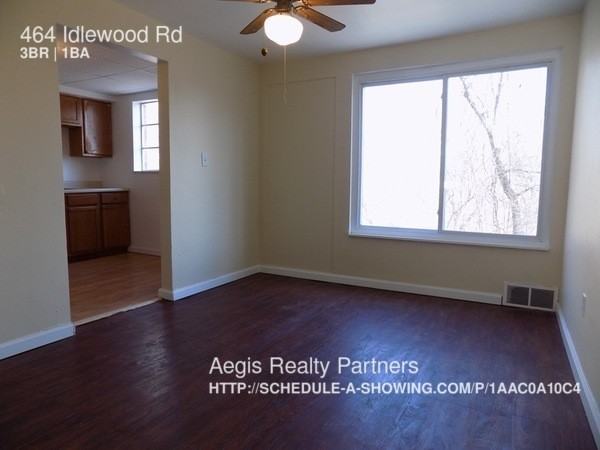 464 Idlewood Rd - Photo 3 of 12