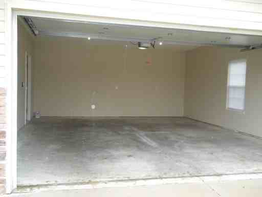 1800 Weatherwood Ave - Photo 2 of 13