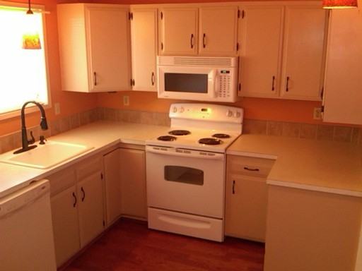 610 S Jefferson St - Photo 3 of 13