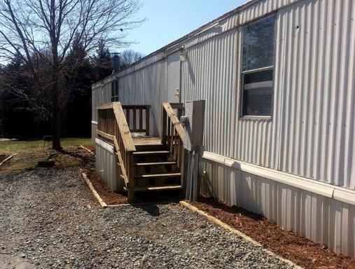 1079 State Rd 1160 - Photo 3 of 17