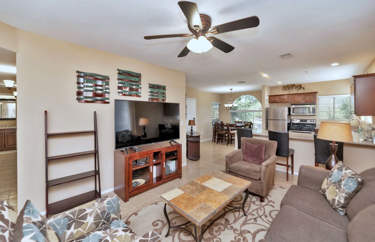 9415 East Becker Lane #2015B - Photo 5 of 21