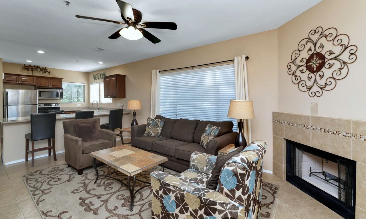 9415 East Becker Lane #2015B - Photo 4 of 21