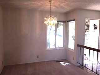 115 Rosewell Way - Photo 2 of 14