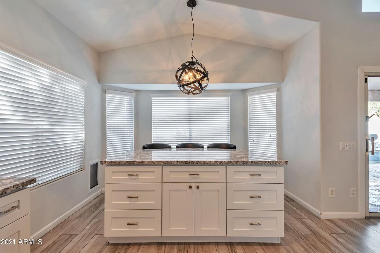 4536 East Rowel Road - Photo 3 of 29