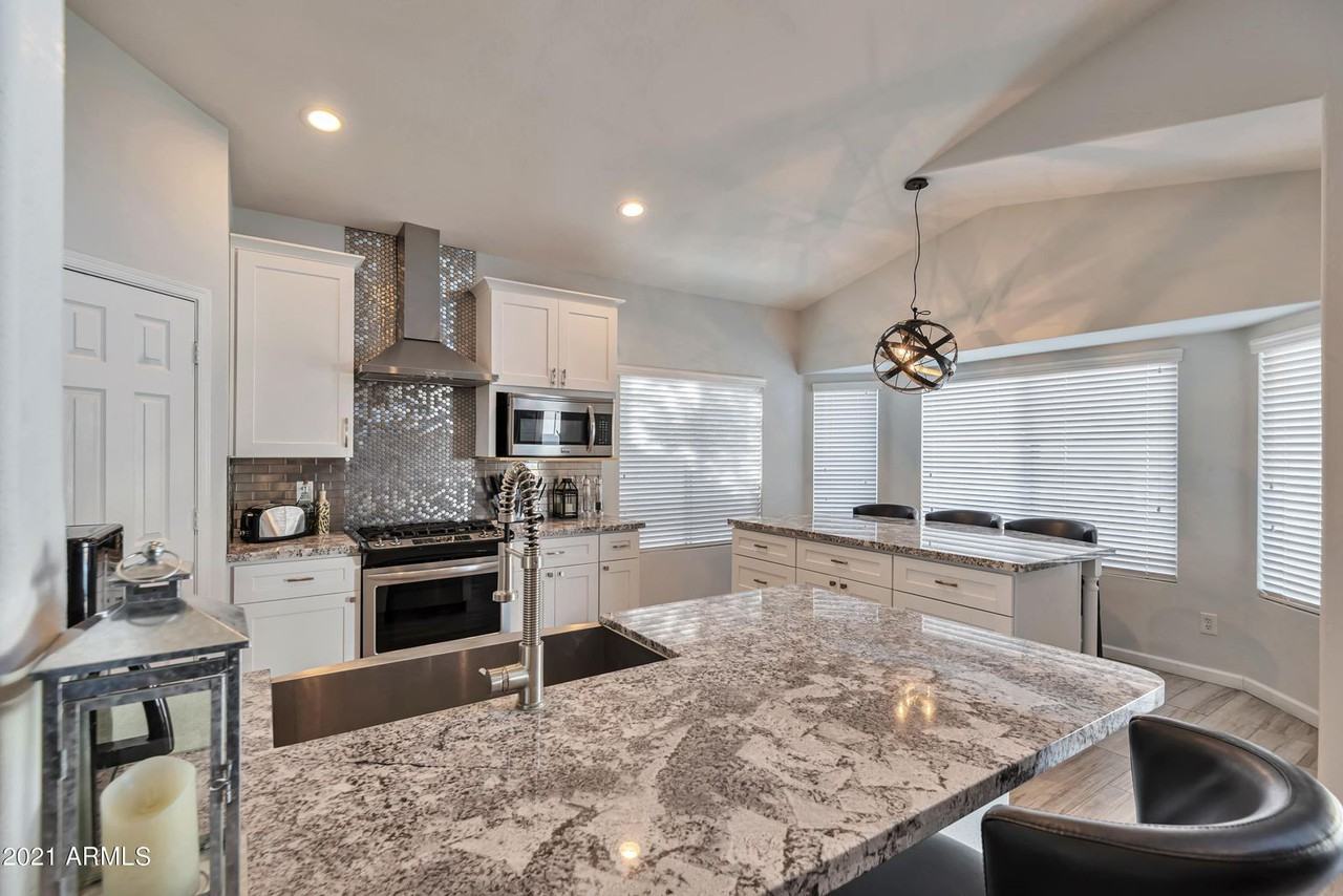 4536 East Rowel Road - Photo 7 of 29