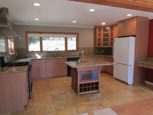 795 White Beach Rd - Photo 3 of 7