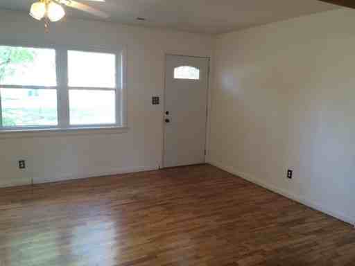 210 Green Meadows Dr - Photo 2 of 35