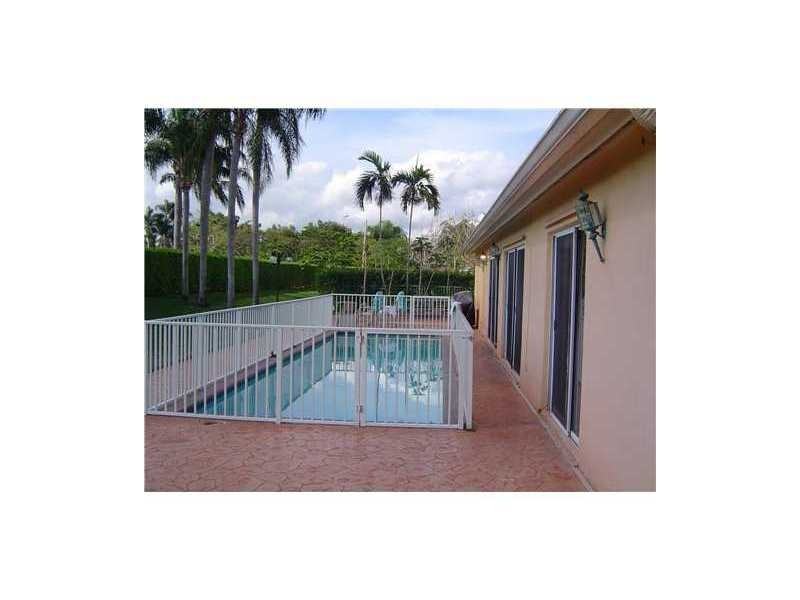 1042 NW 195th Ave - Photo 2 of 5