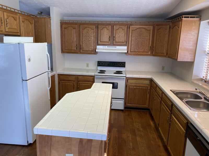 2 Sterling Dr - Photo 3 of 9