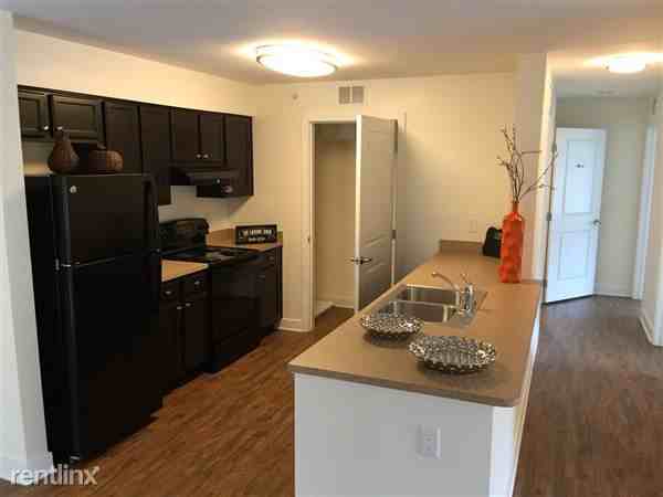 Riverwoods at North East - Photo 3 of 7