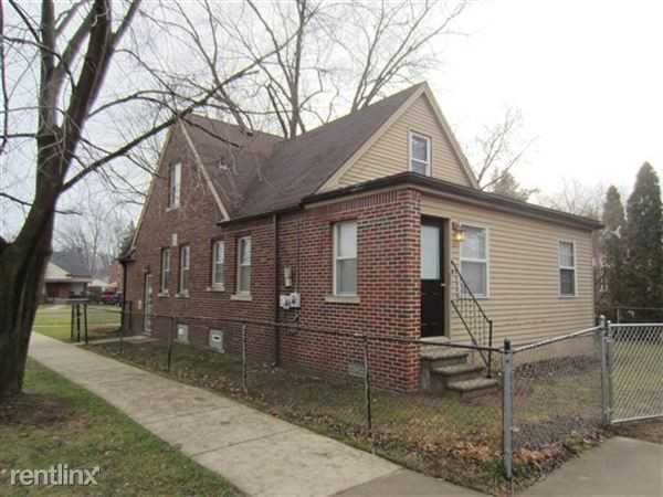 10035 Hemingway - Photo 3 of 44