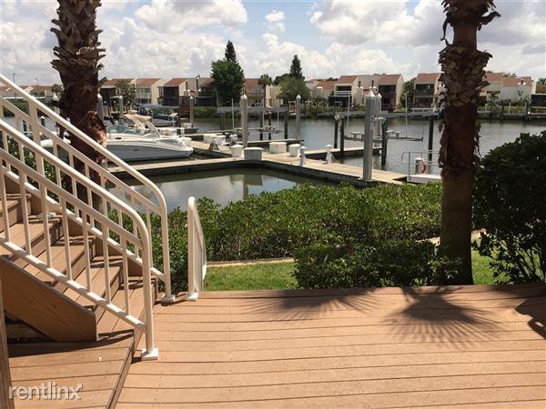 4303 Spinnaker Cove Ln - Photo 2 of 10