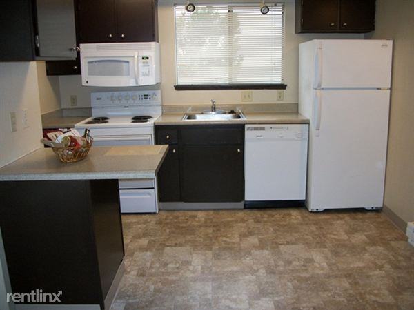 Fairwood Square Town Homes & Flats - Photo 2 of 4