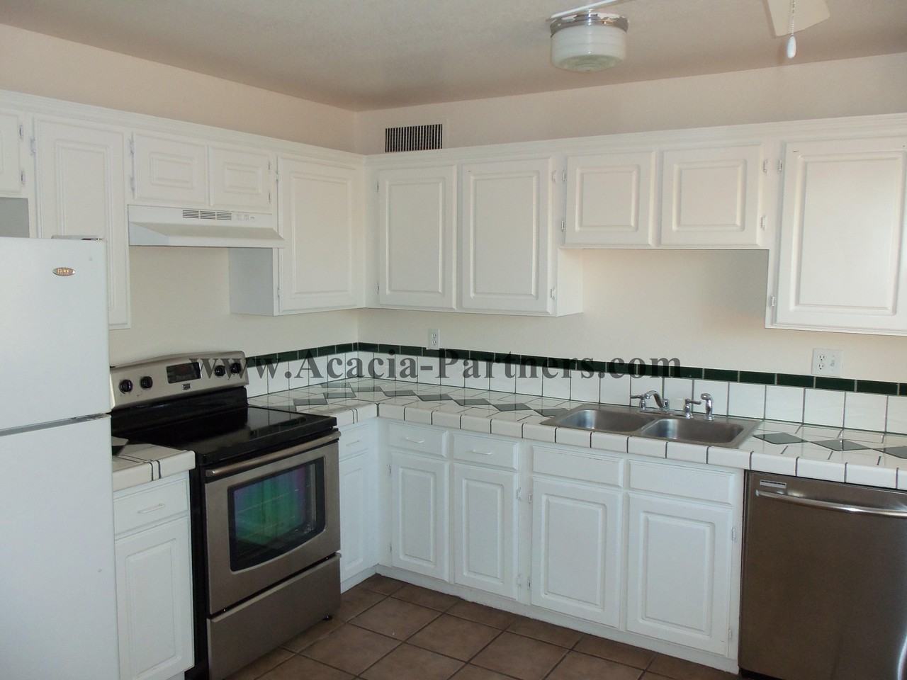 3822 W North Aire Pl - Photo 3 of 9
