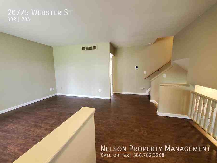 20775 Webster St - Photo 2 of 5