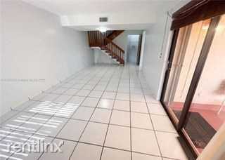 11820 SW 80th St - Photo 2 of 10