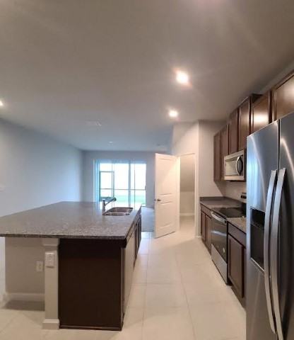 2525 Arbor Wind Dr - Photo 4 of 38