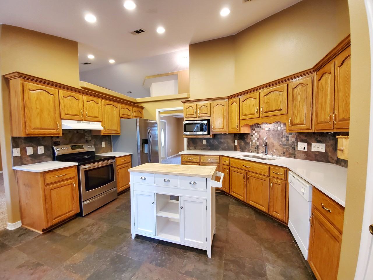 4219 Spindlewick Dr - Photo 4 of 25