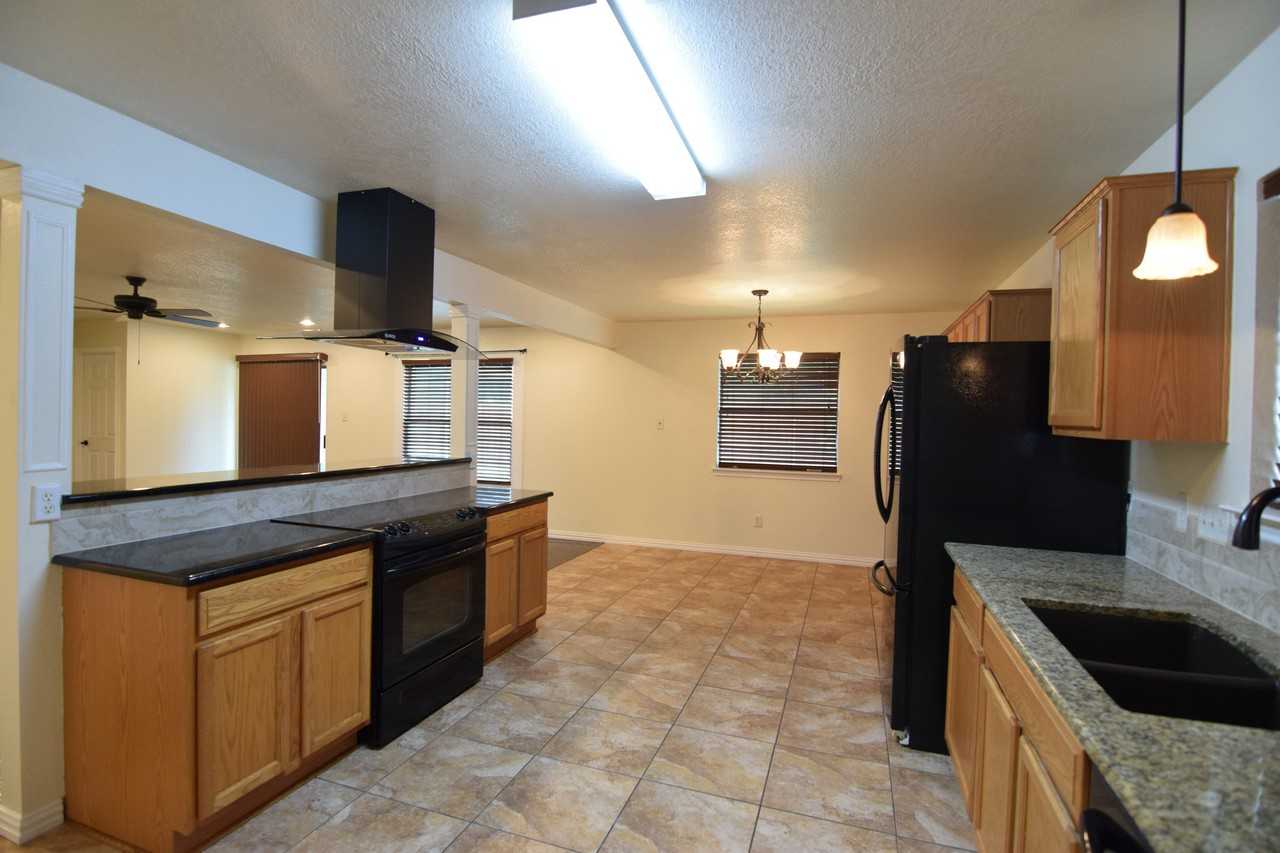 7211 Upland Bend Dr - Photo 5 of 22