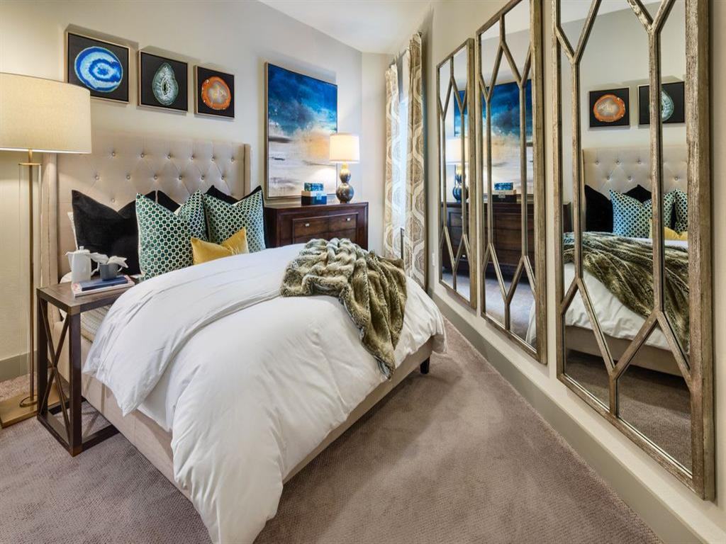 Lyra on McKinney - Photo 6 of 27