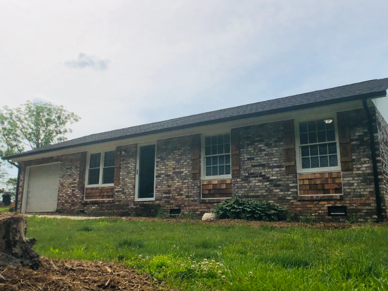 871 Windy Ridge Rd - Photo 2 of 10