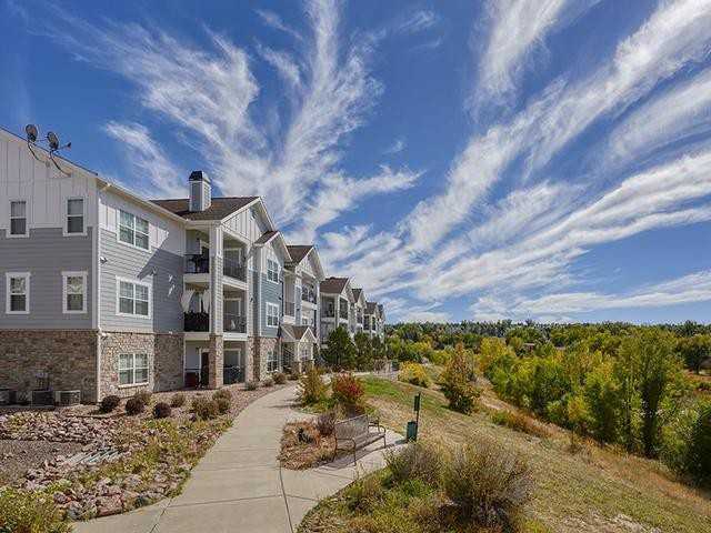 6750 Alpine Currant Vw - Photo 3 of 50