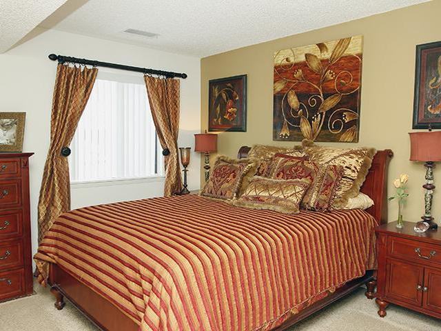 1098 S Evanston Way - Photo 5 of 42