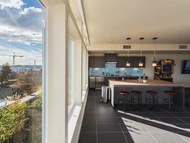 1023 E Alder St - Photo 2 of 14