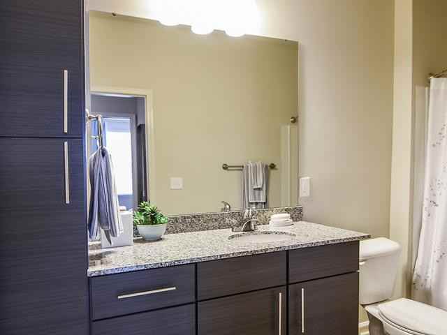 625 Eltham Rd - Photo 3 of 31