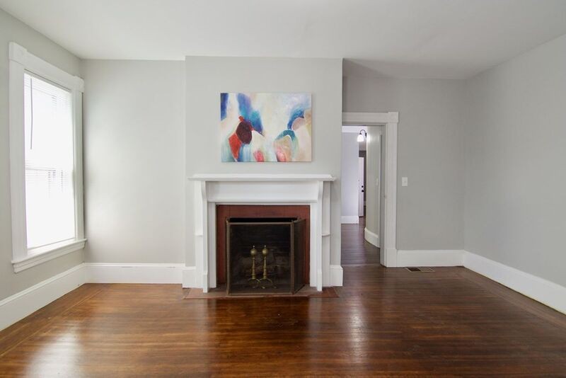 56 Mulberry St #1stFL - Photo 6 of 16