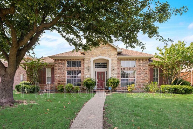 2721 Gull Lake Dr - Photo 3 of 19