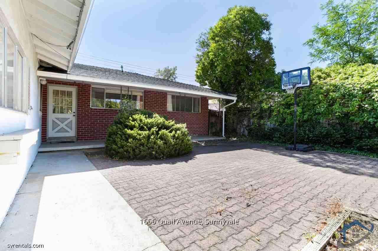 1656 Quail Avenue - Photo 2 of 26