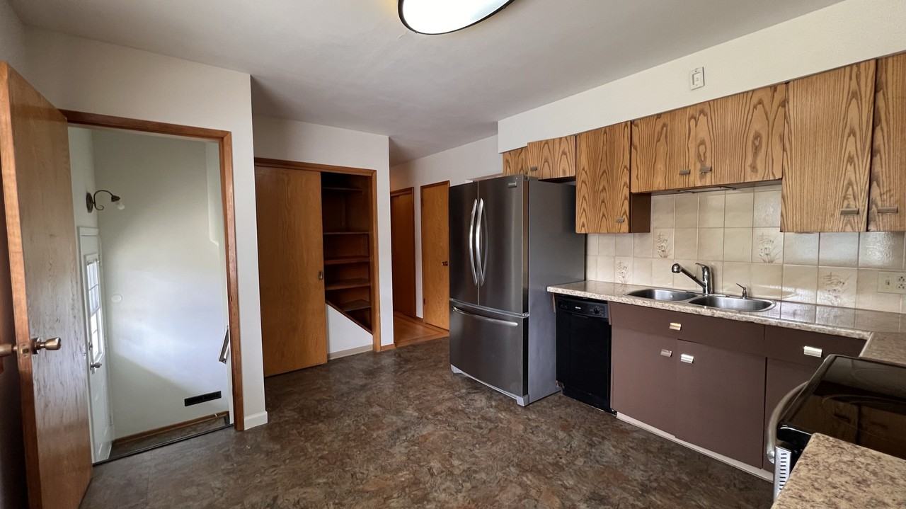 9737 Carleton St #A - Photo 2 of 18