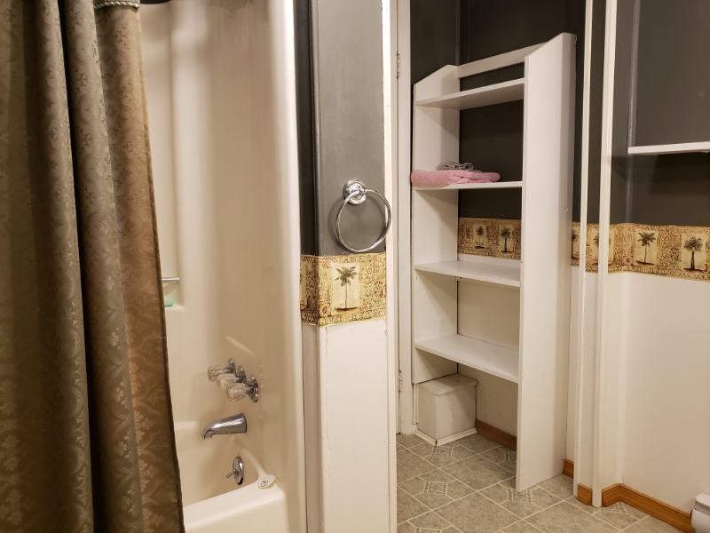 117 Wilkes St #4 - Photo 6 of 15